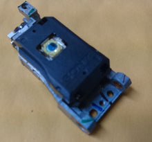Load image into Gallery viewer, Playstation 2 FAT Laser Lens ( KHS-400C )
